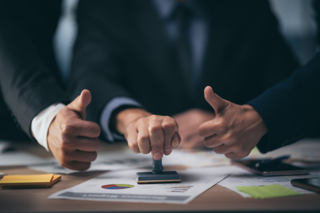 Documentos y mesa de trabajo